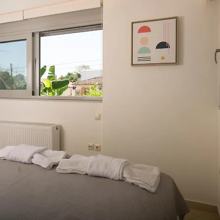 Spectacular Apartment Near Dance Hall/Center Kalamata Exterior photo