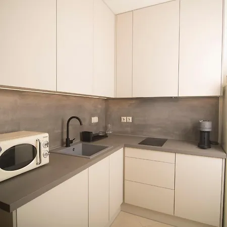 Spectacular Apartment Near Dance Hall/Center Kalamata Exterior photo